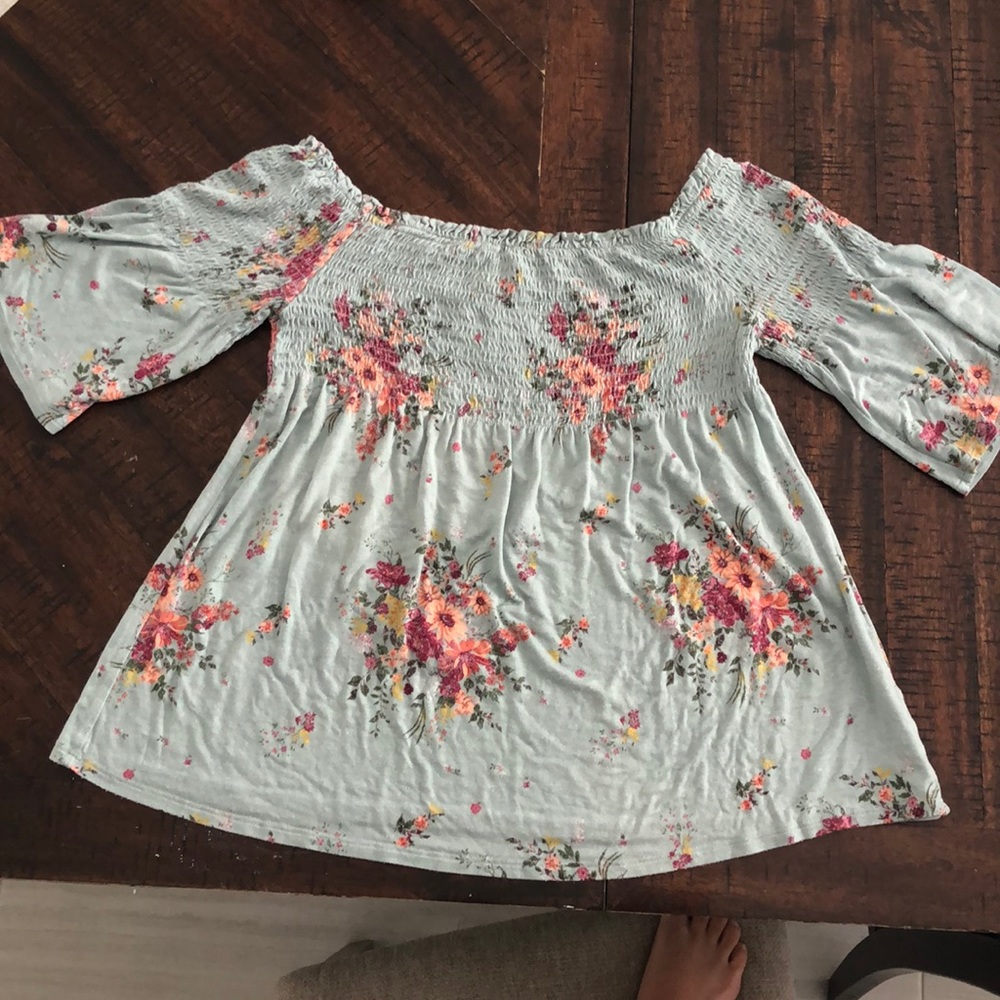 Remind Women’s Floral Off-the-Shoulder Blouse